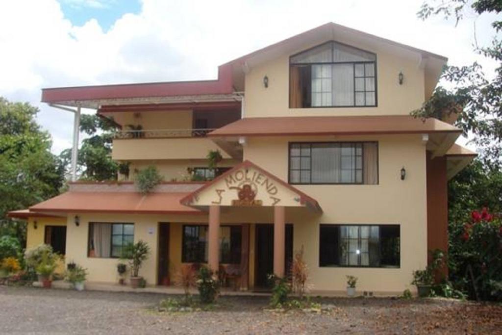 Hostal La Molienda Puyo Exteriör bild