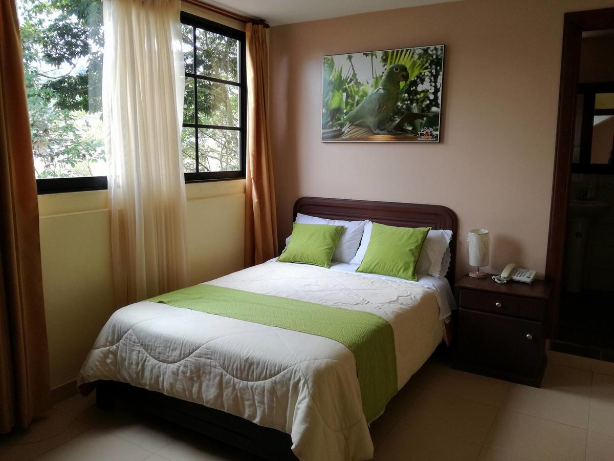 Hostal La Molienda Puyo Exteriör bild